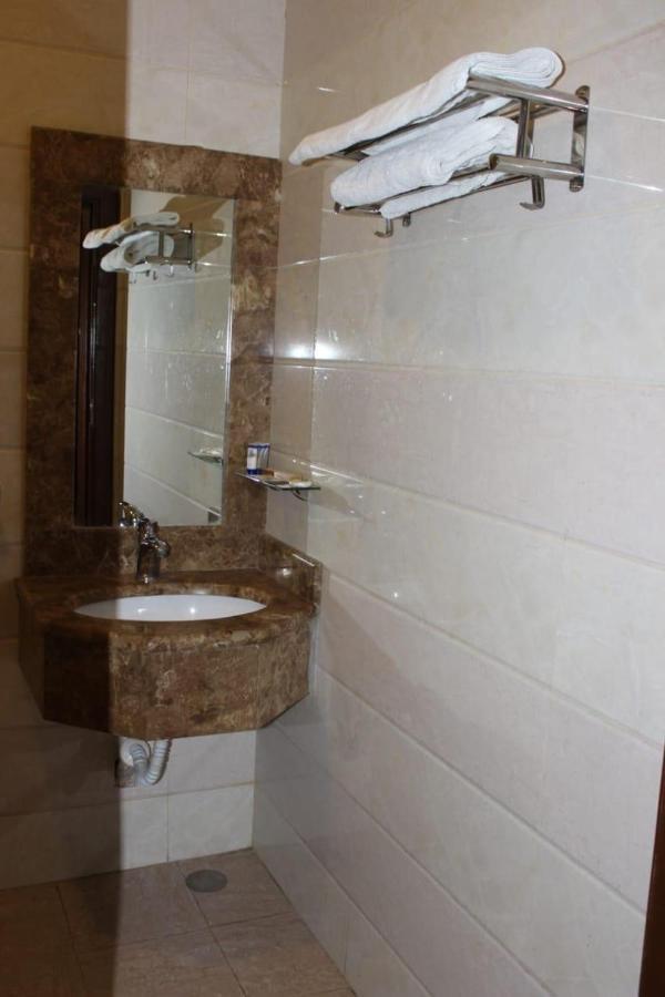 الفخامة الماسية للوحدات السكنية المفروشة Aparthotel Sidi Hamzah Exterior photo